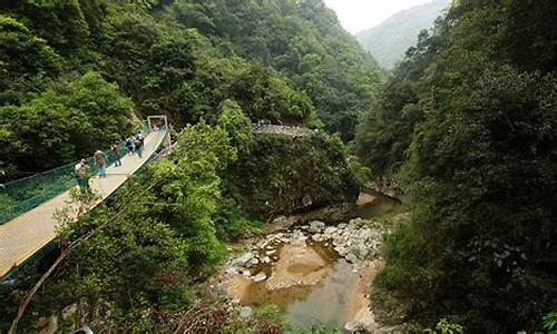 八乡山旅游度区_八乡山旅游景点怎么样